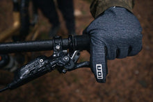 Cargar imagen en el visor de la galería, ION MTB Gloves Shelter Amp Hybrid Padded 2024