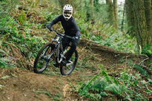 Lade das Bild in den Galerie-Viewer, MTB Jersey Scrub Amp LS BAT Damen