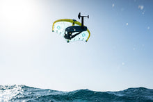 Lade das Bild in den Galerie-Viewer, action_shot