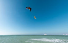 Lade das Bild in den Galerie-Viewer, action_shot
