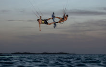 Carica l'immagine nel visualizzatore di Gallery, action_shot