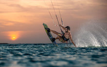 Carica l'immagine nel visualizzatore di Gallery, action_shot