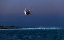 Lade das Bild in den Galerie-Viewer, action_shot