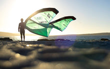 Carica l'immagine nel visualizzatore di Gallery, action_shot