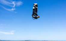 Carica l'immagine nel visualizzatore di Gallery, action_shot
