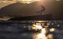 Carica l'immagine nel visualizzatore di Gallery, action_shot