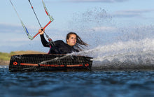 Lade das Bild in den Galerie-Viewer, action_shot