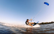 Lade das Bild in den Galerie-Viewer, action_shot
