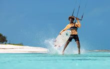 Lade das Bild in den Galerie-Viewer, action_shot