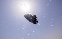 Carica l'immagine nel visualizzatore di Gallery, action_shot