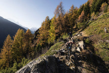 Carica l'immagine nel visualizzatore di Gallery, action_shot