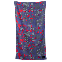 Cargar imagen en el visor de la galería, ION Beach Towel 2025
