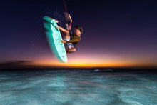 Load image into Gallery viewer, action_shot