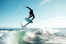 Carica l'immagine nel visualizzatore di Gallery, action_shot