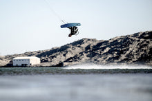 Carica l'immagine nel visualizzatore di Gallery, action_shot