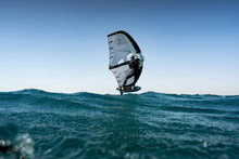 Lade das Bild in den Galerie-Viewer, action_shot
