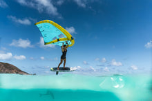 Carica l'immagine nel visualizzatore di Gallery, action_shot