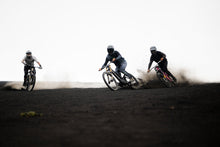 Carica l'immagine nel visualizzatore di Gallery, action_shot