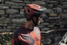 Carica l&#39;immagine nel visualizzatore di Gallery, Caschi MTB Traze Amp MIPS
