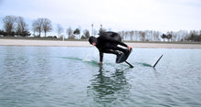 Carica l&#39;immagine nel visualizzatore di Gallery, action_shot
