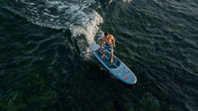 Carica l'immagine nel visualizzatore di Gallery, action_shot