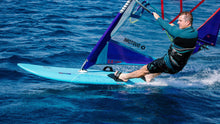 Carica l'immagine nel visualizzatore di Gallery, action_shot