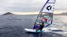 Carica l&#39;immagine nel visualizzatore di Gallery, action_shot
