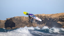 Carica l'immagine nel visualizzatore di Gallery, action_shot