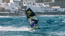 Carica l'immagine nel visualizzatore di Gallery, action_shot