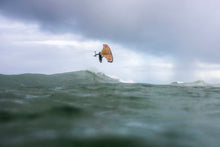 Carica l'immagine nel visualizzatore di Gallery, action_shot