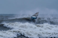 Carica l'immagine nel visualizzatore di Gallery, action_shot