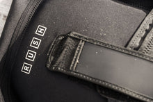Carica l'immagine nel visualizzatore di Gallery, action_shot