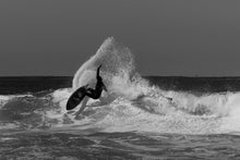 Carica l'immagine nel visualizzatore di Gallery, action_shot