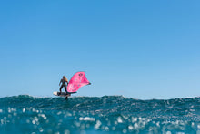 Carica l'immagine nel visualizzatore di Gallery, action_shot