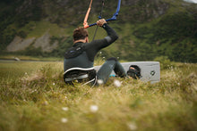 Carica l'immagine nel visualizzatore di Gallery, action_shot