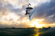 Lade das Bild in den Galerie-Viewer, Duotone Slick Concept Blue 2024
