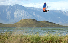 Carica l'immagine nel visualizzatore di Gallery, action_shot