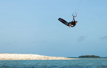 Carica l'immagine nel visualizzatore di Gallery, action_shot