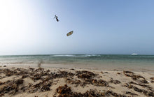 Lade das Bild in den Galerie-Viewer, action_shot