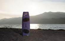 Carica l'immagine nel visualizzatore di Gallery, action_shot