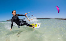Carica l'immagine nel visualizzatore di Gallery, action_shot