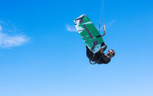 Carica l'immagine nel visualizzatore di Gallery, action_shot