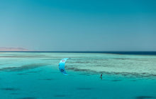 Carica l'immagine nel visualizzatore di Gallery, action_shot