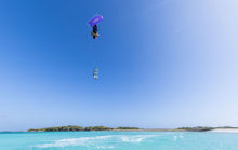 Carica l'immagine nel visualizzatore di Gallery, action_shot