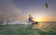Carica l'immagine nel visualizzatore di Gallery, action_shot